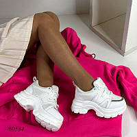 Женские кроссовки на массивной подошве белые со светоотражателями Alva