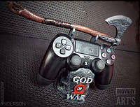 Держатель DualShock 4 God of War с топором Кратоса