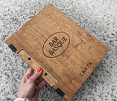 Папка дерев'яна для меню (А4) на шкіряних петлях (фанера 6 мм, логотип - на замовлення), колір горіх, фото 2