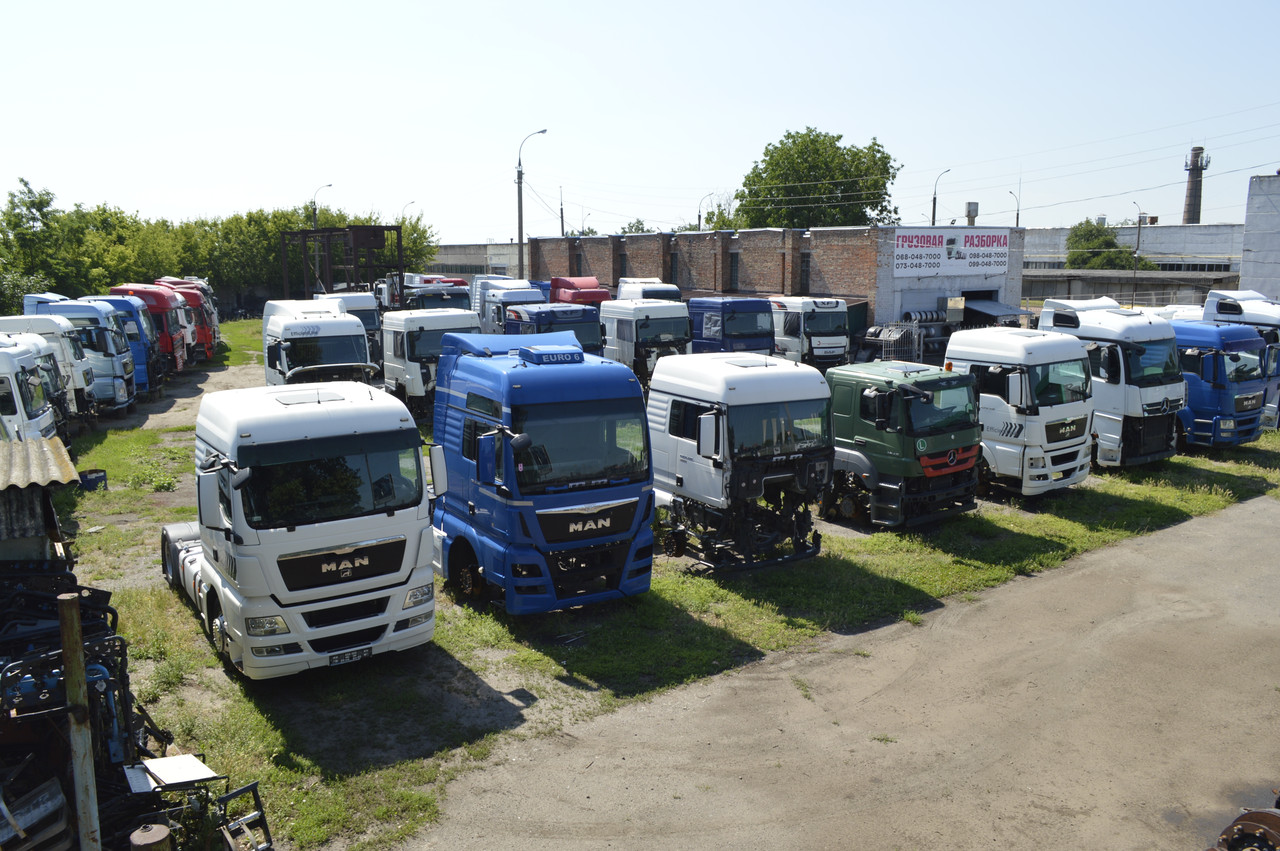 Авторозборка DAF. Вантажна Розборка ДАФ. Розборка вантажних вантажівок і тягачів