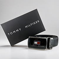 Брендовий стильний ремінь Tommy Hilfiger 115 см із PU шкіри з автоматичною пряжкою чорний класичний дизайн