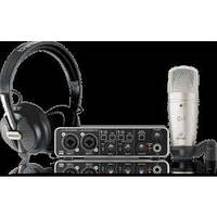 Комплект для подкастингу BEHRINGER U-PHORIA STUDIO PRO