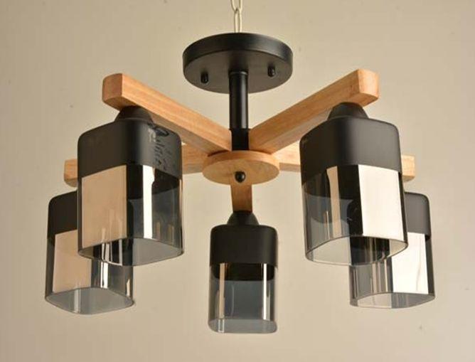 Люстра стельова на п'ять плафонів