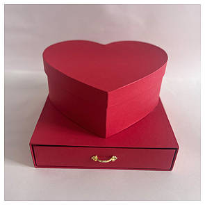 Коробка "Серце зі шкатулкою 27*23*15 см - червона