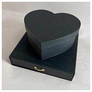 Коробка "Серце зі шкатулкою 27*23*15 см - чорна