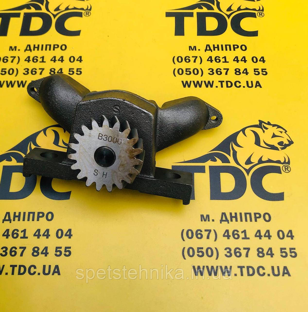 B3000-1011020A Насос масляний