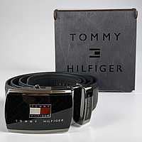 Брендовый стильный ремень Tommy Hilfiger в подарочной упаковке 115 см из PU кожи с автоматической пряжкой черный