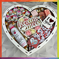 Сладкий подарок бокс с конфетами и розами для любимой с 101 причиной любви, сладкие подарки киндер сюрприз