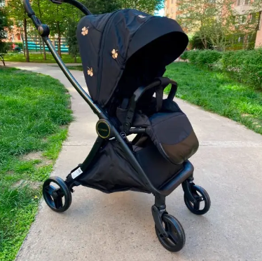 Коляска прогулянкова ME 1078 VERSA Clover Black