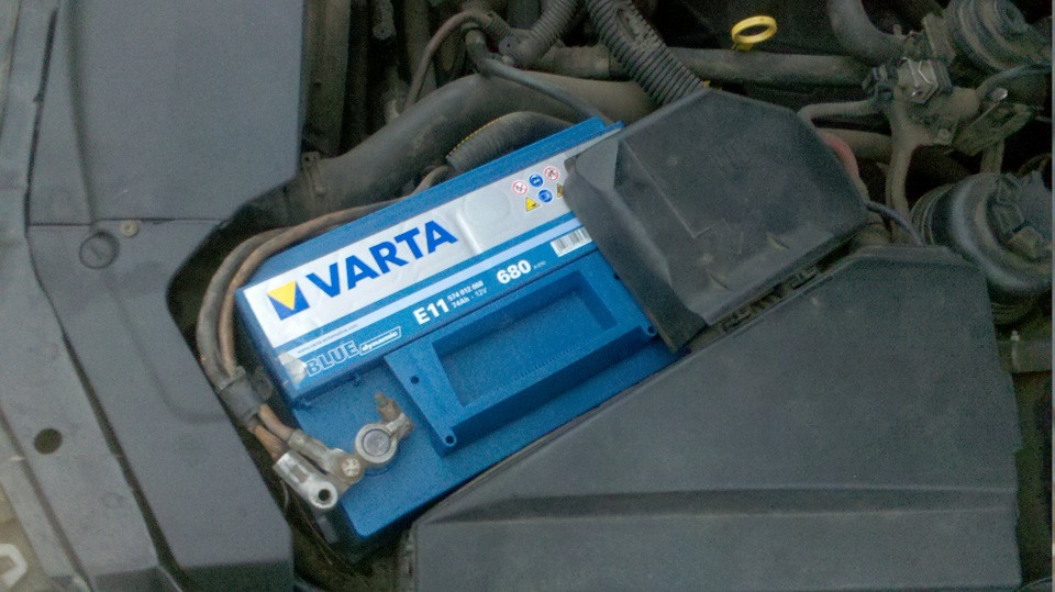 Аккумулятор Varta BLUE dynamic E11 74Аh 680A 574012068 - фото 2 - id-p2193855696