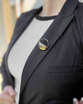 Жіночий стильний піджак, жакет із брошкою та відкладним коміром, приталений сірий, 50