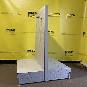 Двохсторонній світло сірий стелаж з перфорованими задніми стінками WIKO б/у, 1500х1000 в магазин, бу