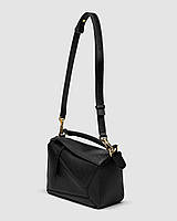 Женская сумка Loewe Small Puzzle Bag in Classic Calfskin Black (чёрная) красивая удобная сумочка KIS99092