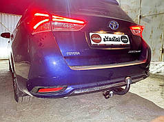 Фаркоп Toyota Auris E18 Touring Sports 2013-2019 (Тойота Ауріс універсал) також Hybrid