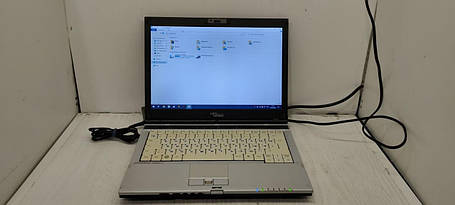 Б/в Ноутбук Б-клас Fujitsu LifeBook S6420 13.3" 1280x800| Core2Duo P8600| 4GB RAM| 160GB HDD| GMA 4500MHD| Без АКБ, фото 1