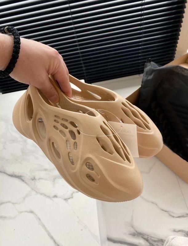 АКЦІЯ! Кросівки Adidas Yeezy Foam Runner