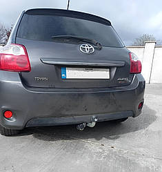 Фаркоп Toyota Auris 2007-2019 (Тойота Ауріс) оцинкований
