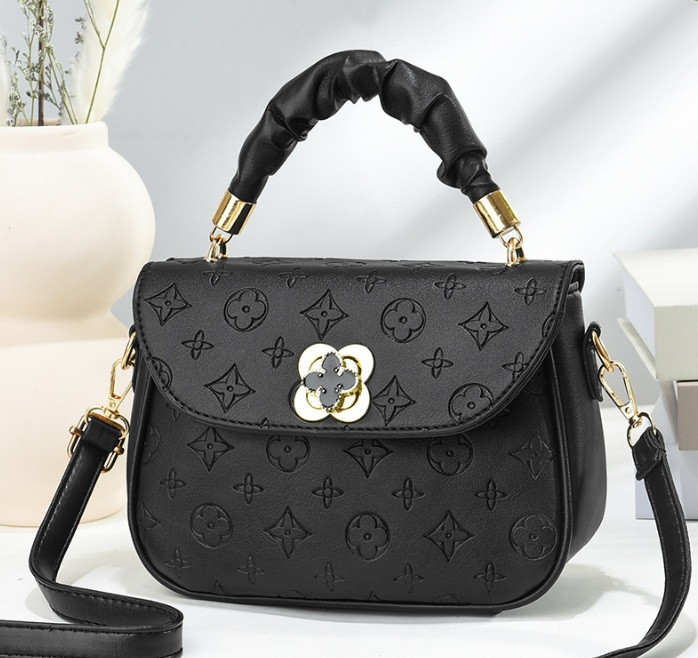 Модна жіноча міні сумочка клатч