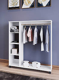 Вішалки та дзеркала в передпокій