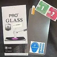 Защитное стекло Glass Pro для iPhone 15 Pro Max прочностью 9Н