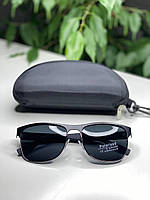 Поляризованные мужские очки HUGO BOSS на лето в черной оправе и с защитой от ультрафиолета uv400