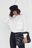 Жіноча куртка-бомбер з накладними кишенями — молочний колір, L (є розміри), фото 7