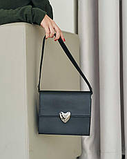 Жіноча сумка клатч на плече із серцем та двома ремінцями «Морган» чорна екошкіра Welassie, фото 2