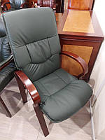 Кресло офисное для конференций Монако комбинированная кожа люкс зеленая (Диал ТМ)