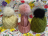 Женские шапки ручной работы в ассортименте моделей и цветов, с помпоном и без р.54-58