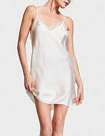 Ночная рубашка пеньюар Victoria's Secret Satin & Lace Slip Dress молочная M