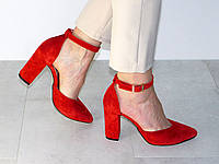 Туфли замшевые на устойчивом каблуке женские с ремешком красные