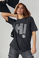 Трикотажна футболка з написом Hi з термостраз — темно-сірий колір, S (є розміри)