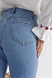 Жіночі джинси МОМ із завищеною талією — блакитний колір, 38р (є розміри), фото 4