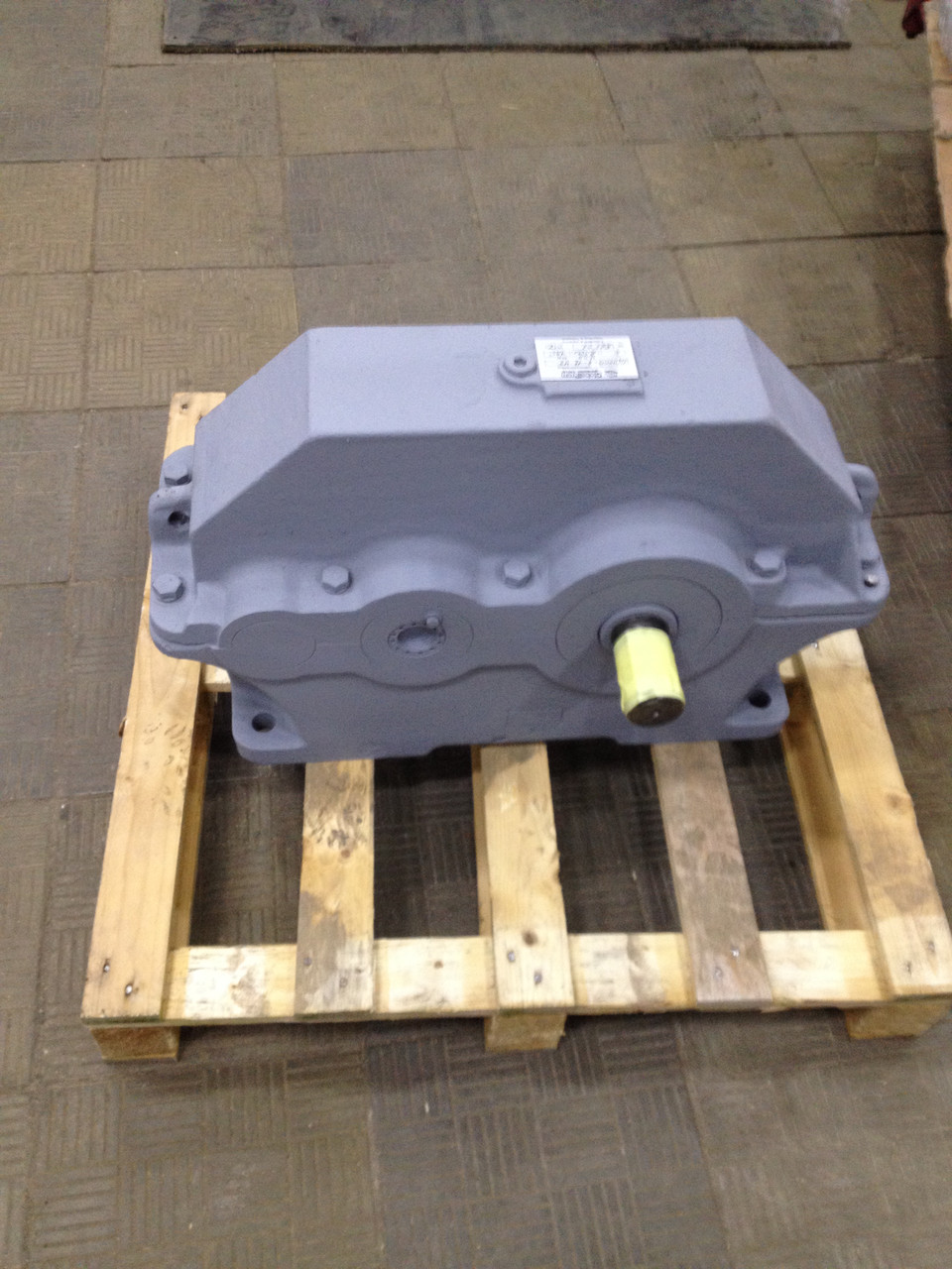 Редуктор циліндричний 1Ц2У-160-20 двоступінчатий, Ц2У-160-20 редуктор, фото 1