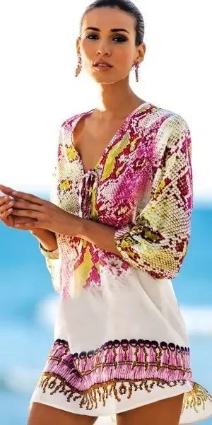 Шифонова пляжна туніка-плаття з малюнком комбінованого кольору