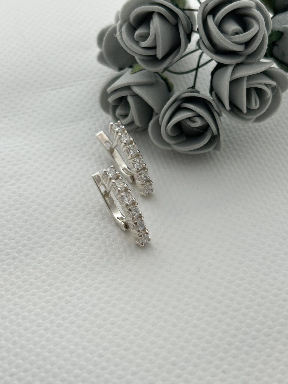 Срібні сережки Жозель з Фіанітами DARIY 156с