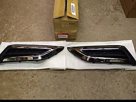 Honda Pilot 2016-2018 Хром Решітка накладка в передній бампер ліва права Нова Оригінал