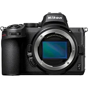 Фотоапарат Nikon Z5 body Black (VOA040AE)