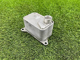 Теплообмінник оливного фільтра AUDI A4 B9 2.0L 2017 (б/у)