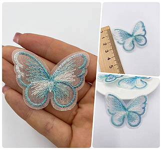 Метелик вишитий, сітчастий / Патч метелик / Ціна за 1 шт / ~4 см / Біло-блакитний