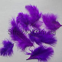 Фиолетовый набор перьев более 100шт/уп разной длины 1уп