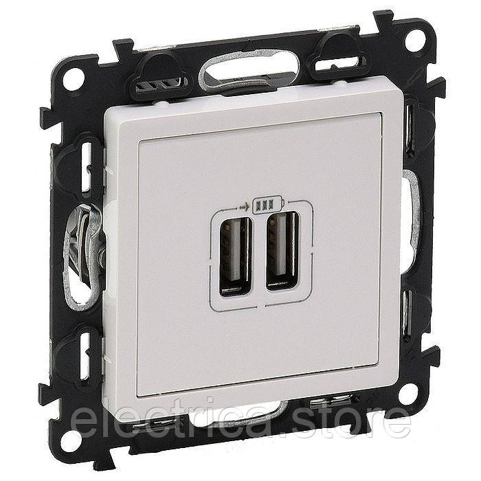 Розетка 2хUSB Valena Life білий 753412, фото 1