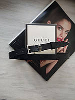 Женский узкий кожаный ремень Gucci black пряжка хром