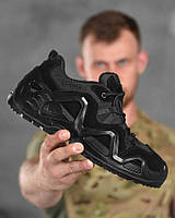 Демисезонная черные кроссовки , военная мужская обувь Lowa Gore-Tex