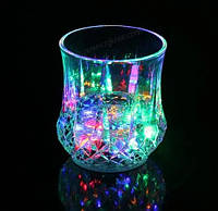 Светящийся стакан для вечеринок и праздников FLASH CUP, переливающая подсветка, пластиковый стакан 200 мл 7104