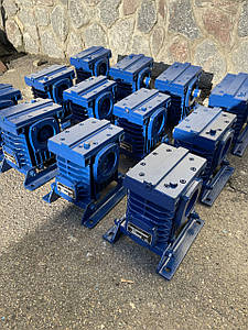 Редуктор черв'ячний одноступінчатий 2Ч-63-8