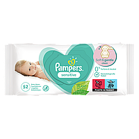 PAMPERS Дитячі вологі серветки Sensitive 52/56