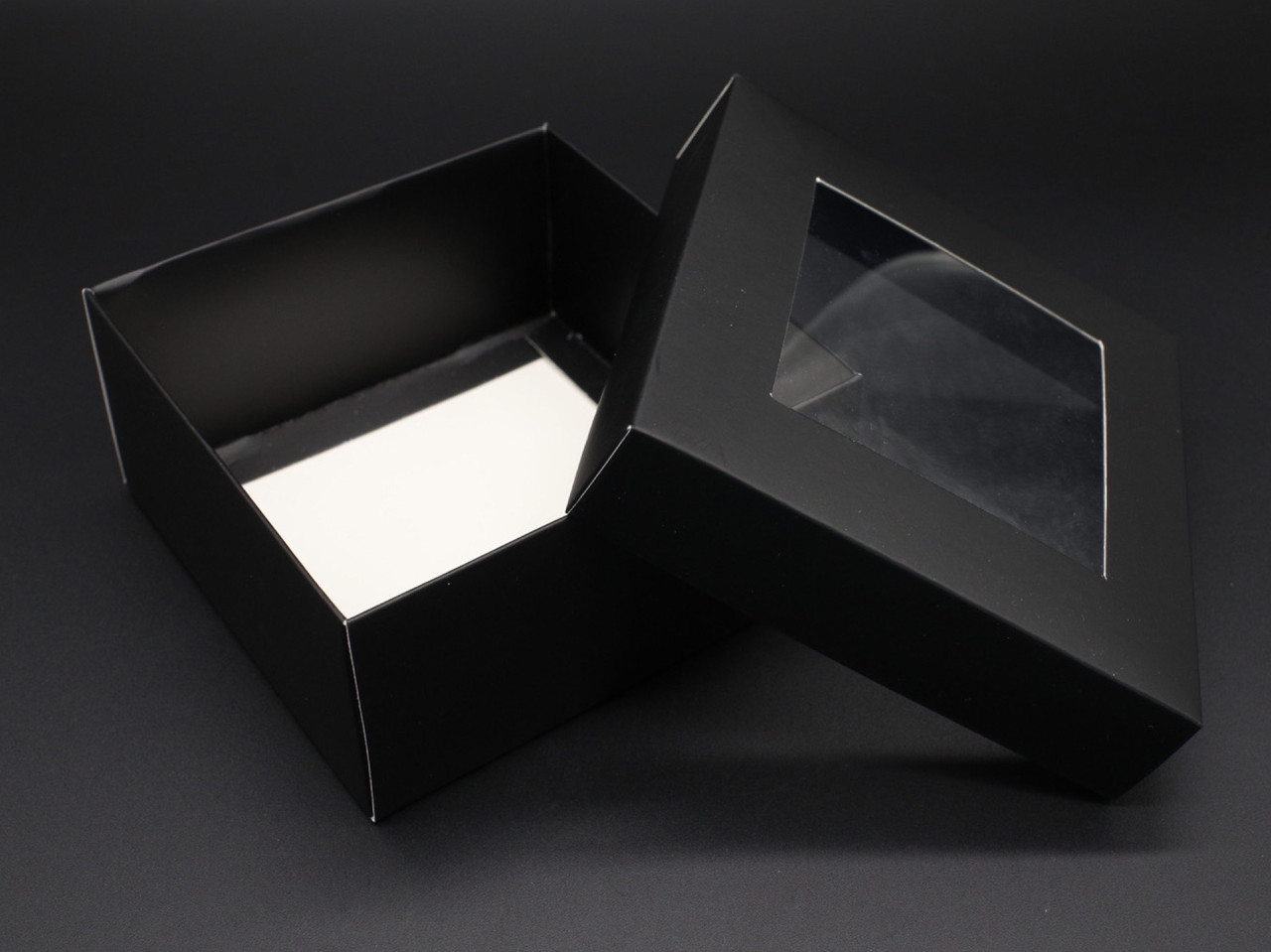 Складані картонні коробки для подарунків. Колір чорний. 13х13х6см