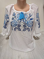 Женская белая блузка с вышивкой "Голубые розы" с рукавом 3/4 Украина УкраинаТД 42-58 размеры