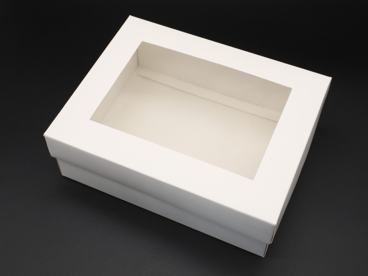 Складані картонні коробки для подарунків. Колір білий. 22х17х7.5см